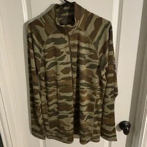 Patagonia Bear Witness Camo Capilene Midweight Baselayer - Size Men’s Large. NWT